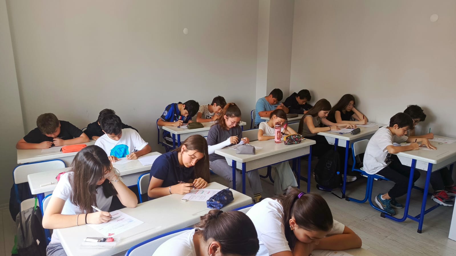 Kurumumuzdan Kareler